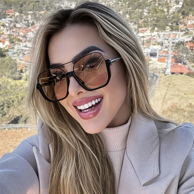 Designer Sunglasses - نظارات شمسية جديدة بتصميم عتيق وحجم