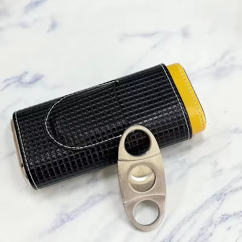 علبة سيجار جلدية محمولة مع بطا - مراجعة Premium Cigar Case وسعره