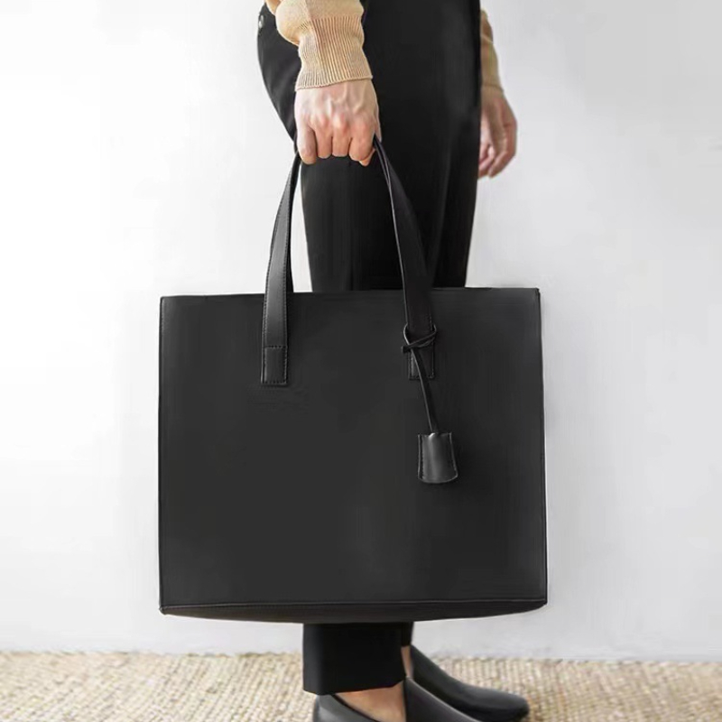 حقيبة يد رجالية جديدة لعام 202 - مراجعة Leather Briefcase وسعره