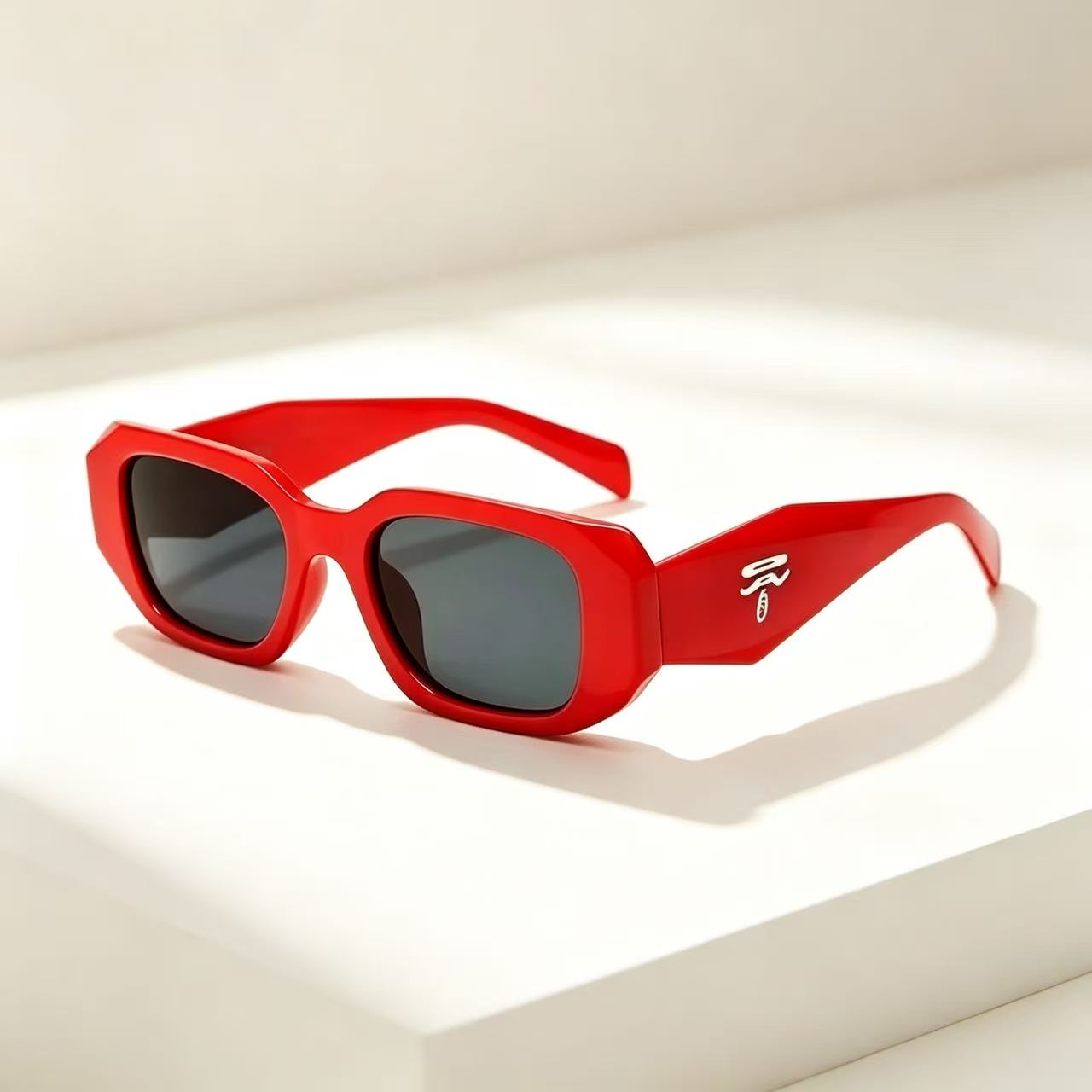 نظارات شمسية كلاسيكية مربعة ال - مراجعة Designer Sunglasses وسعره