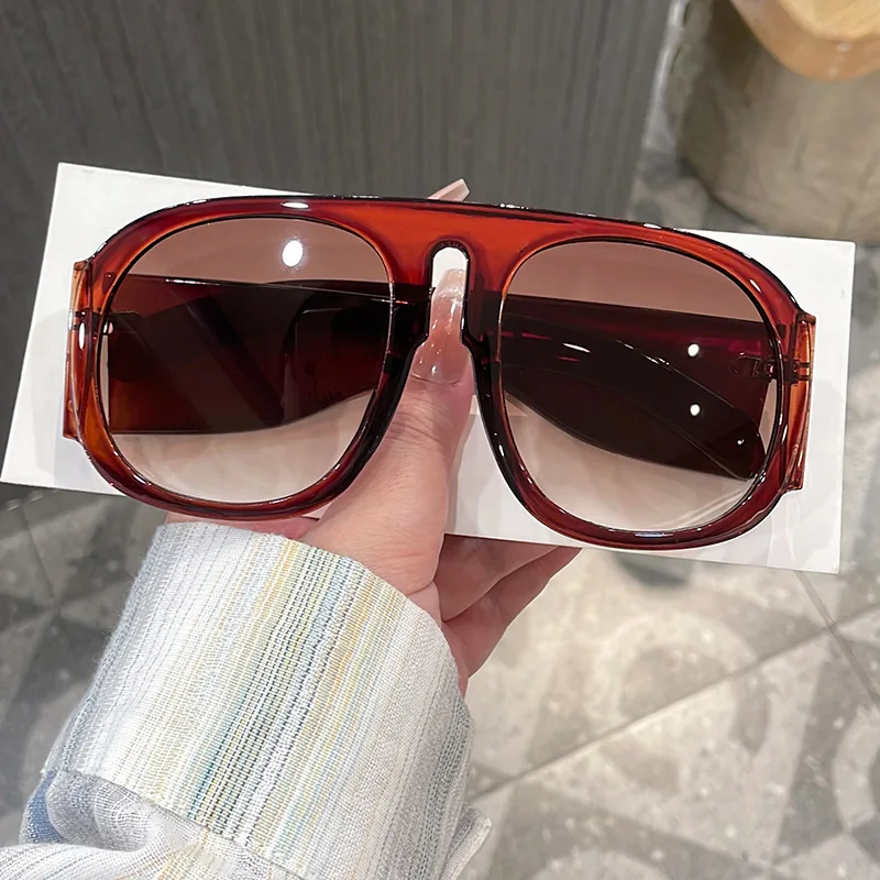 نظارات شمسية فاخرة بتصميم كلاس - مراجعة Designer Sunglasses وسعره