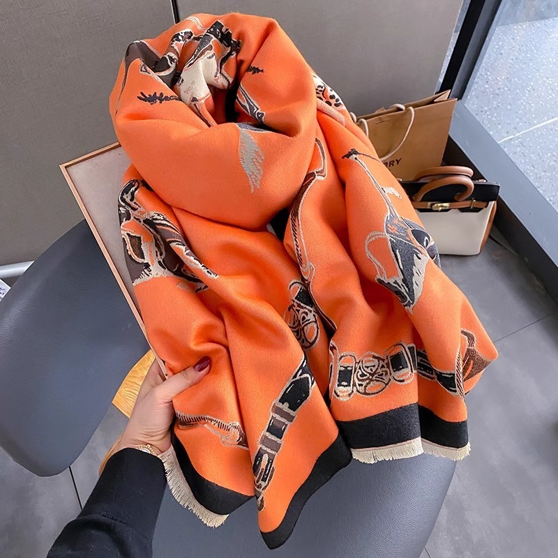 الرجعية رايدر الحصان تقليد الك - مراجعة Cashmere Scarf وسعره