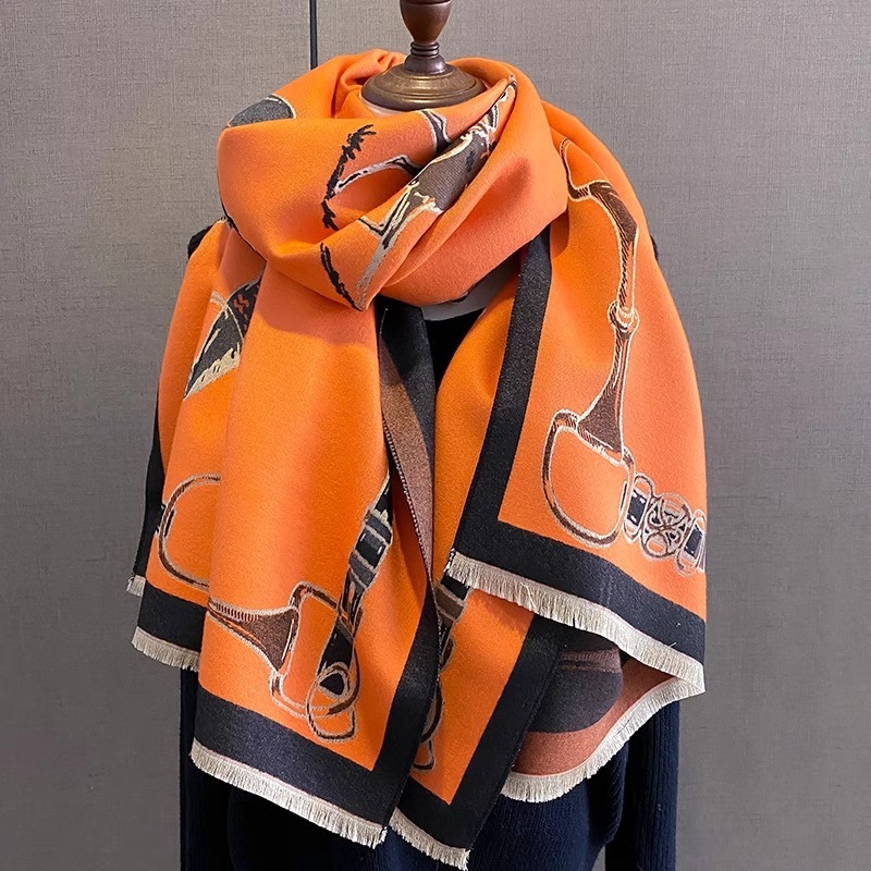 الرجعية رايدر الحصان تقليد الك - مراجعة Cashmere Scarf وسعره