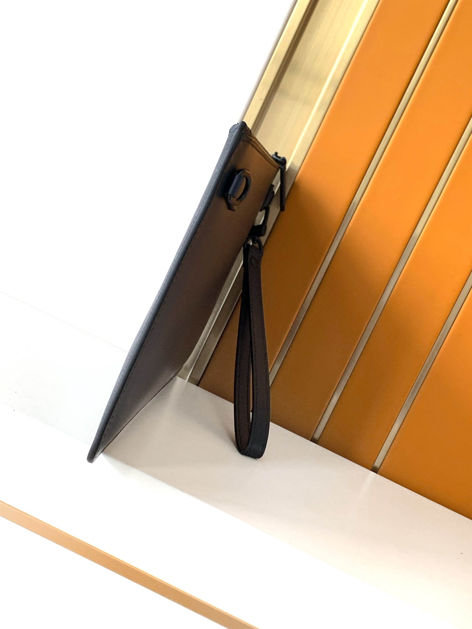 حقيبة يد رجالية جلدية منقوشة م - مراجعة Leather Wallet Men وسعره
