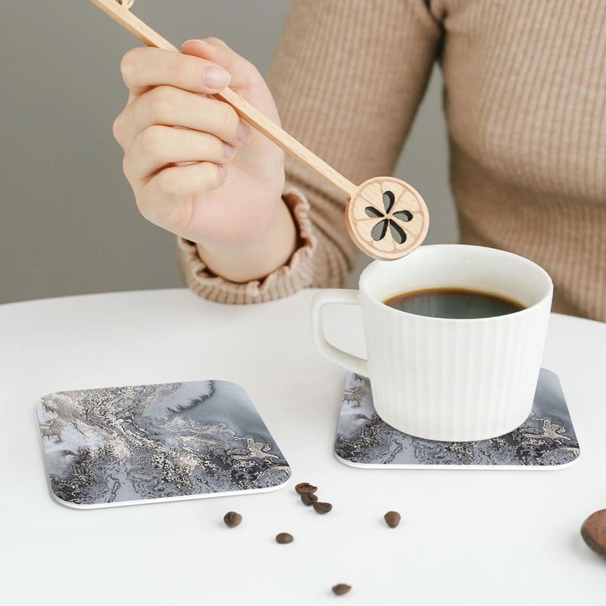 مفارش طاولة رمادية وفضية من ال - مراجعة Marble Coaster Set وسعره